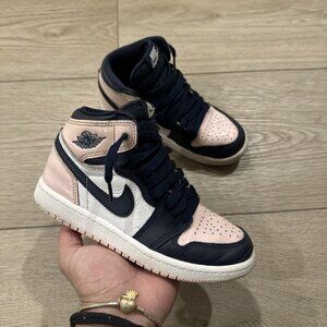 Nike Air Jordan 1 Retro High OG Atmosphere Sneaker CU0449-641 Gum Kids 13.5